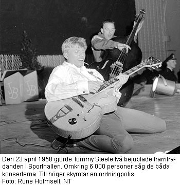 Tommy Steele uppträder i Sporthallen 1958. Foto: Rune Holmsell, NT