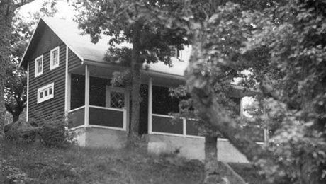 Wahlbecks sommarhem kallat Roligheten, 1949. Foto: Wahlbecks