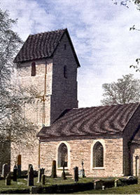 Den nuvarande kyrkan i Herrestad byggdes i början av 1100-talet och föregicks troligen av en stavkyrka.