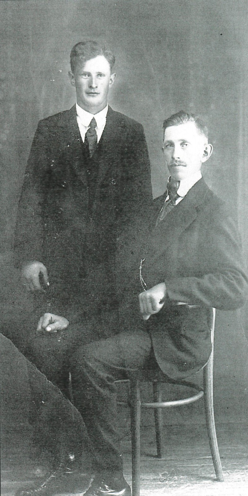 Kristian och Albert Bäckström på Öna