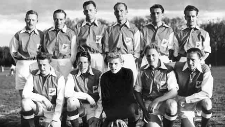 Fotbollslaget, 1952. Foto: Wahlbecks